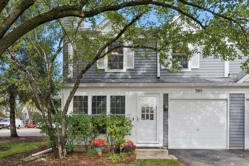 305 Cane Garden Circle 305, Aurora, IL 60504