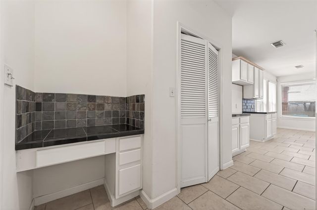 14914 W Bend Dr, Houston, TX 77082