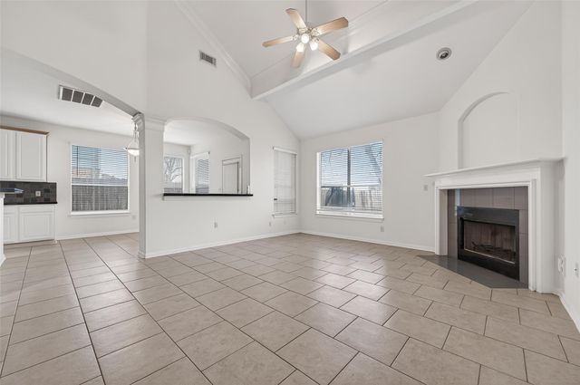 14914 W Bend Dr, Houston, TX 77082