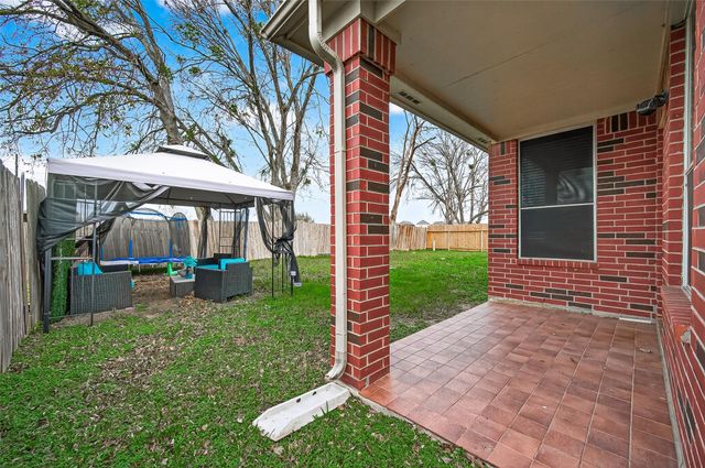 14914 W Bend Dr, Houston, TX 77082