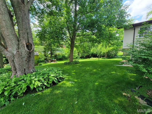 1317 Bridlespur Lane, Troy, IL 62294