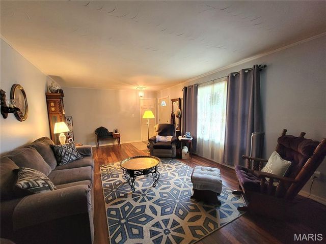 1317 Bridlespur Lane, Troy, IL 62294