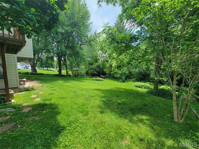 1317 Bridlespur Lane, Troy, IL 62294