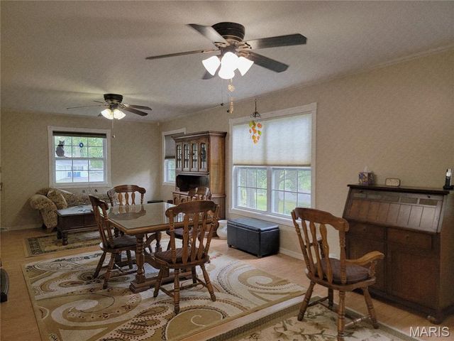 1317 Bridlespur Lane, Troy, IL 62294