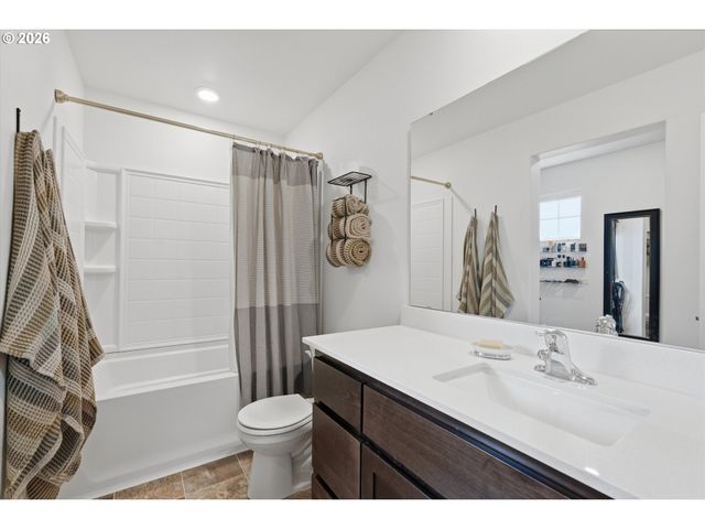 2316 Nw MATTEO Dr, Mc Minnville, OR 97128