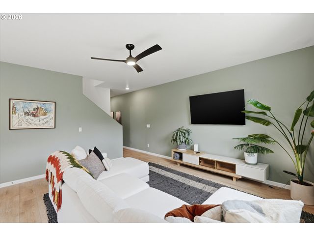 2316 Nw MATTEO Dr, Mc Minnville, OR 97128