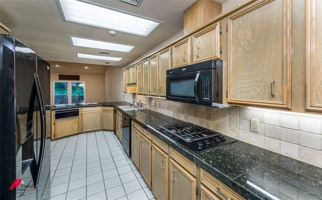 300 Pierremont Road 40, Shreveport, LA 71106