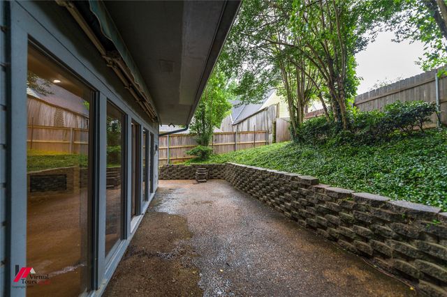 300 Pierremont Road 40, Shreveport, LA 71106