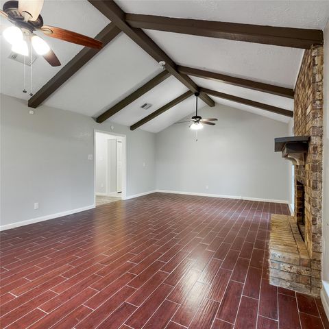 813 Glen Hollow Court, Conroe, TX 77385