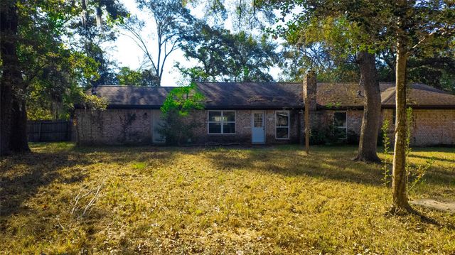 813 Glen Hollow Court, Conroe, TX 77385