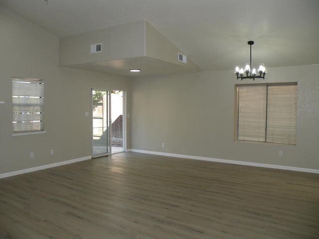 1005 Vindel Ln, Modesto, CA 95350