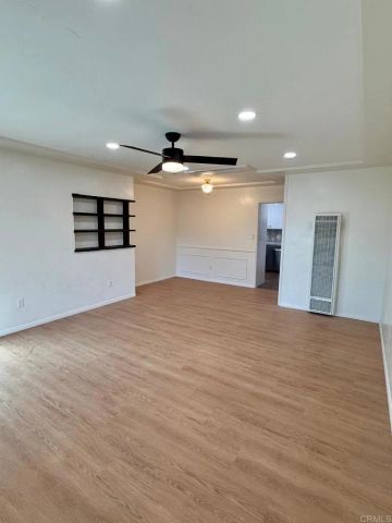 6959 colorado ave, La Mesa, CA 91942