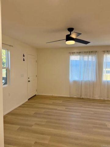 6959 colorado ave, La Mesa, CA 91942