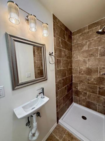 6959 colorado ave, La Mesa, CA 91942