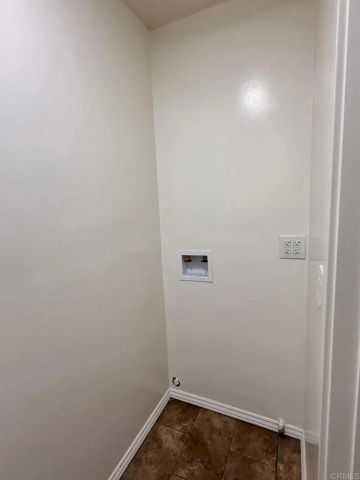 6959 colorado ave, La Mesa, CA 91942