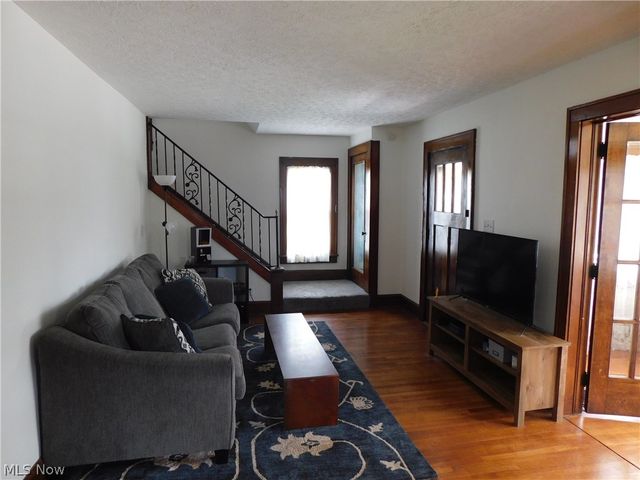 1915 34th Street NW, Canton, OH 44709