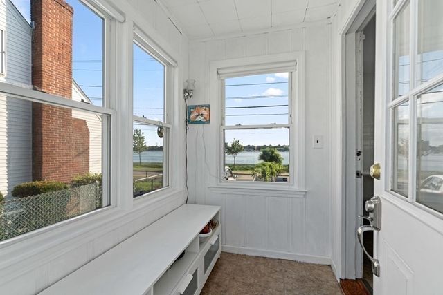 274 Palmer St, Quincy, MA 02169