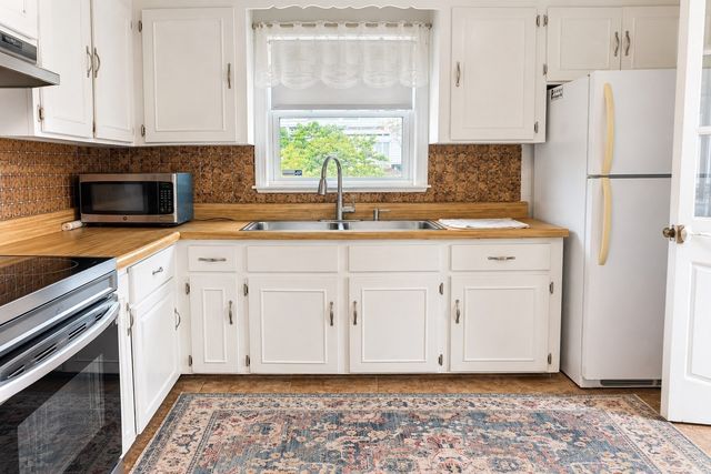 274 Palmer St, Quincy, MA 02169