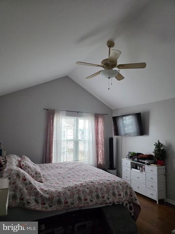 6007 RIVERFRONT DR, Palmyra, NJ 08065