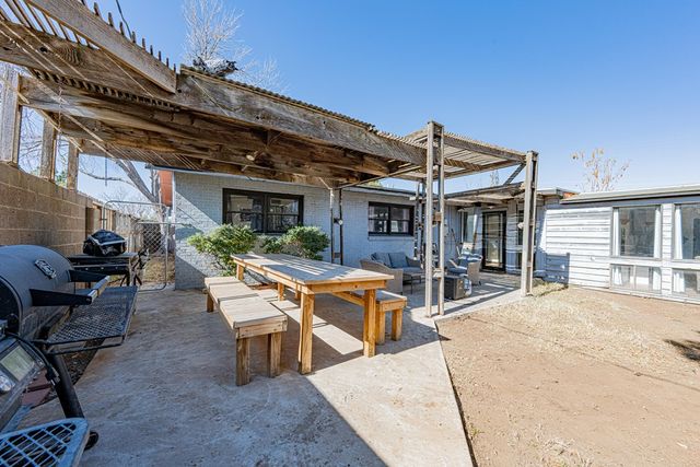 2002 Orlando Dr., Odessa, TX 79763