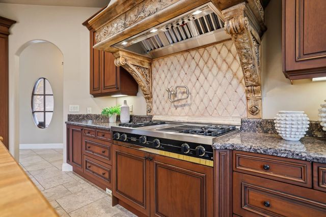 617 Lakecrest Dr, El Dorado Hills, CA 95762