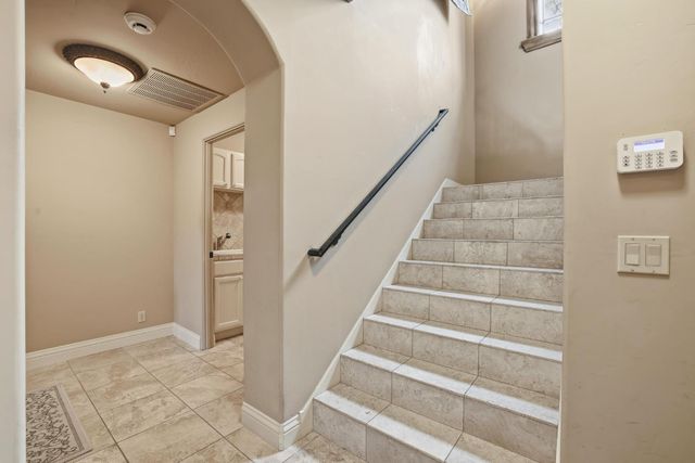 617 Lakecrest Dr, El Dorado Hills, CA 95762