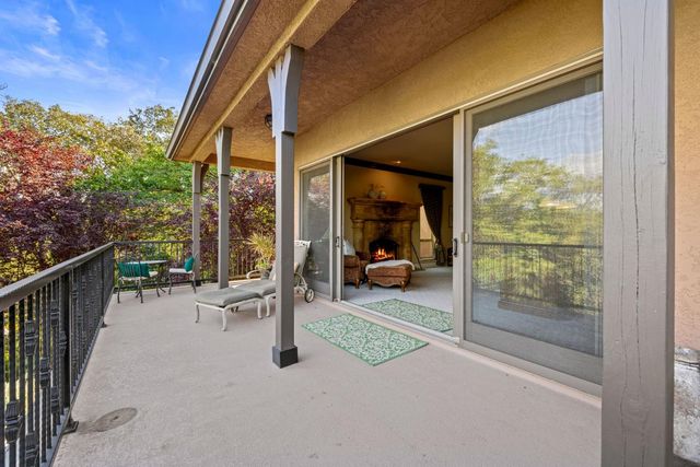 617 Lakecrest Dr, El Dorado Hills, CA 95762