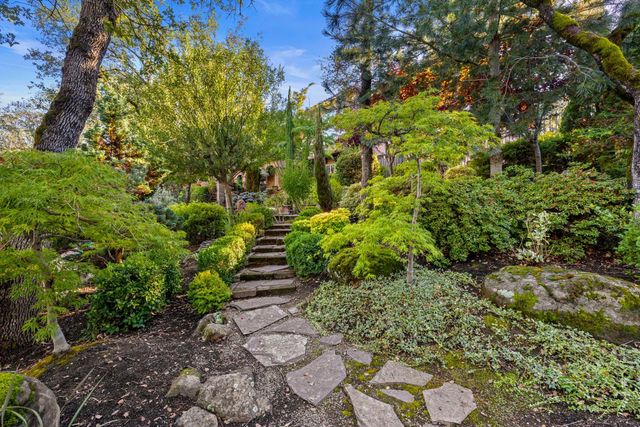 617 Lakecrest Dr, El Dorado Hills, CA 95762