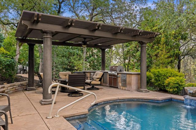 617 Lakecrest Dr, El Dorado Hills, CA 95762