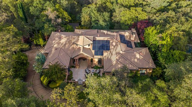 617 Lakecrest Dr, El Dorado Hills, CA 95762
