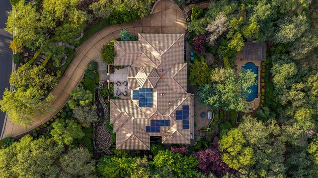 617 Lakecrest Dr, El Dorado Hills, CA 95762