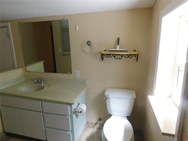 112 HUSEK STREET, Masaryktown, FL 34604