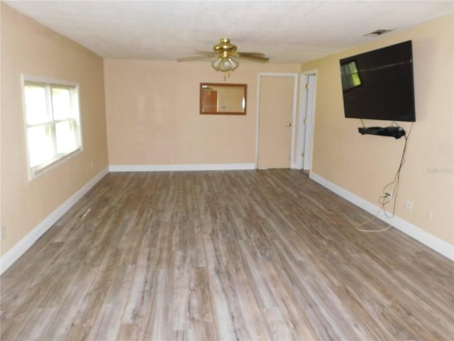 112 HUSEK STREET, Masaryktown, FL 34604