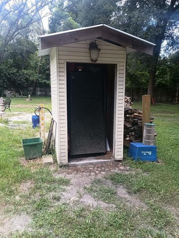 112 HUSEK STREET, Masaryktown, FL 34604