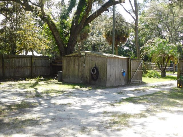 112 HUSEK STREET, Masaryktown, FL 34604