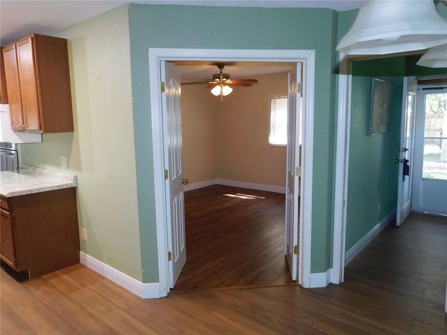 112 HUSEK STREET, Masaryktown, FL 34604
