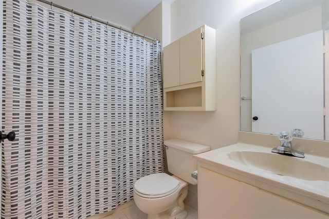 9449 Boca Cove Circle 911, Boca Raton, FL 33428
