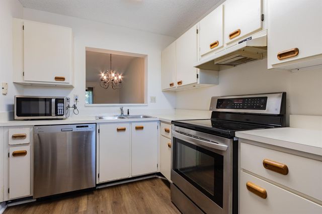 9449 Boca Cove Circle 911, Boca Raton, FL 33428