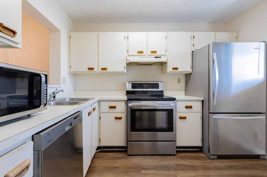 9449 Boca Cove Circle 911, Boca Raton, FL 33428