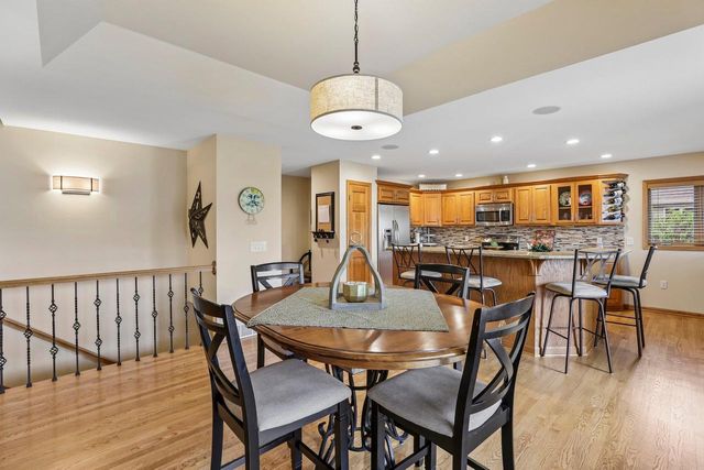 810 Ganser Drive, Waunakee, WI 53597