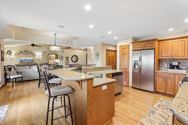 810 Ganser Drive, Waunakee, WI 53597