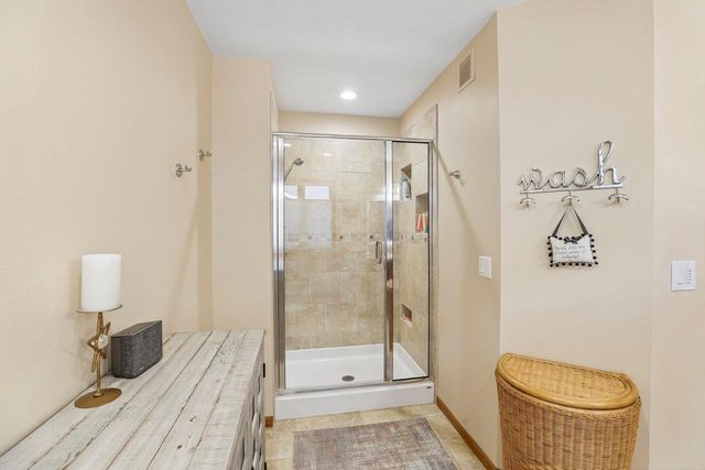 810 Ganser Drive, Waunakee, WI 53597
