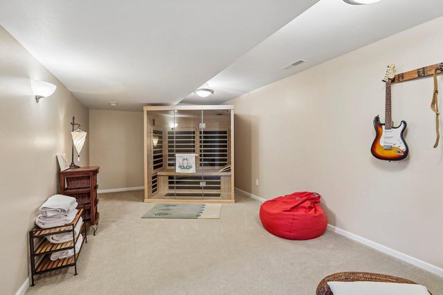 810 Ganser Drive, Waunakee, WI 53597