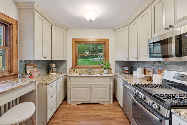 126 Circle A Drive S, Wayzata, MN 55391