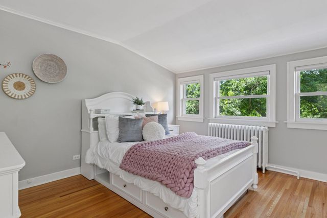 126 Circle A Drive S, Wayzata, MN 55391