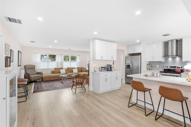 1415 42ND STREET W, Bradenton, FL 34205