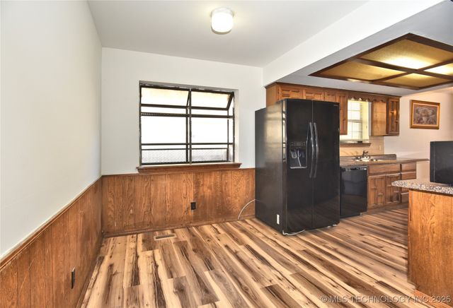 2208 W Memphis Street, Broken Arrow, OK 74012