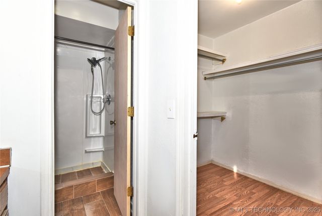 2208 W Memphis Street, Broken Arrow, OK 74012