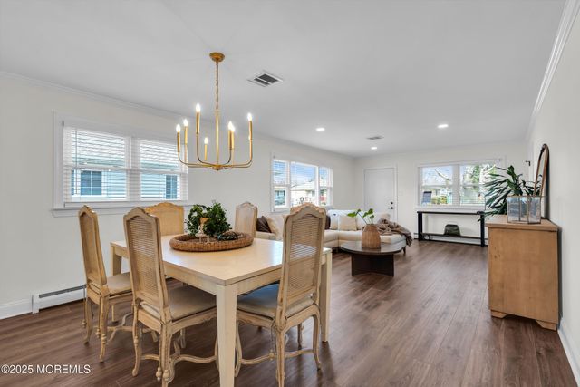 7 Georgetown Drive, Toms River, NJ 08757