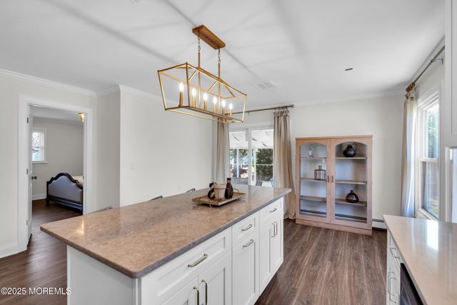 7 Georgetown Drive, Toms River, NJ 08757